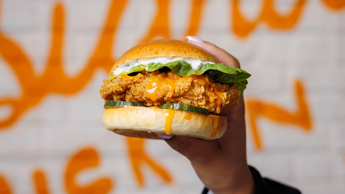 Popeyes UK launches new sandwich and sauced wings