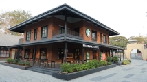 Starbucks opens 400th outlet in India
