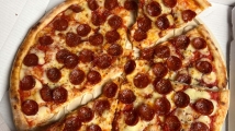 Social Media Wrap: PizzaExpress 'new' pizza base; Krispy Kreme unveils KitKat range; Barburrito launches promo