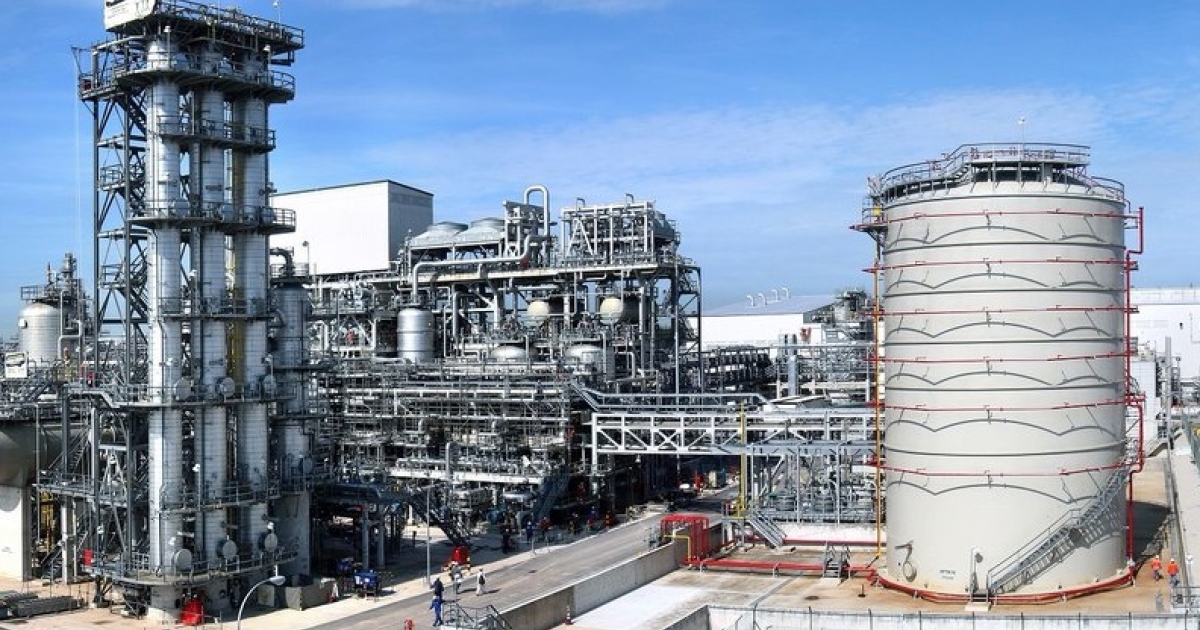 ExxonMobil finishes building world's largest resins plant in Singapore