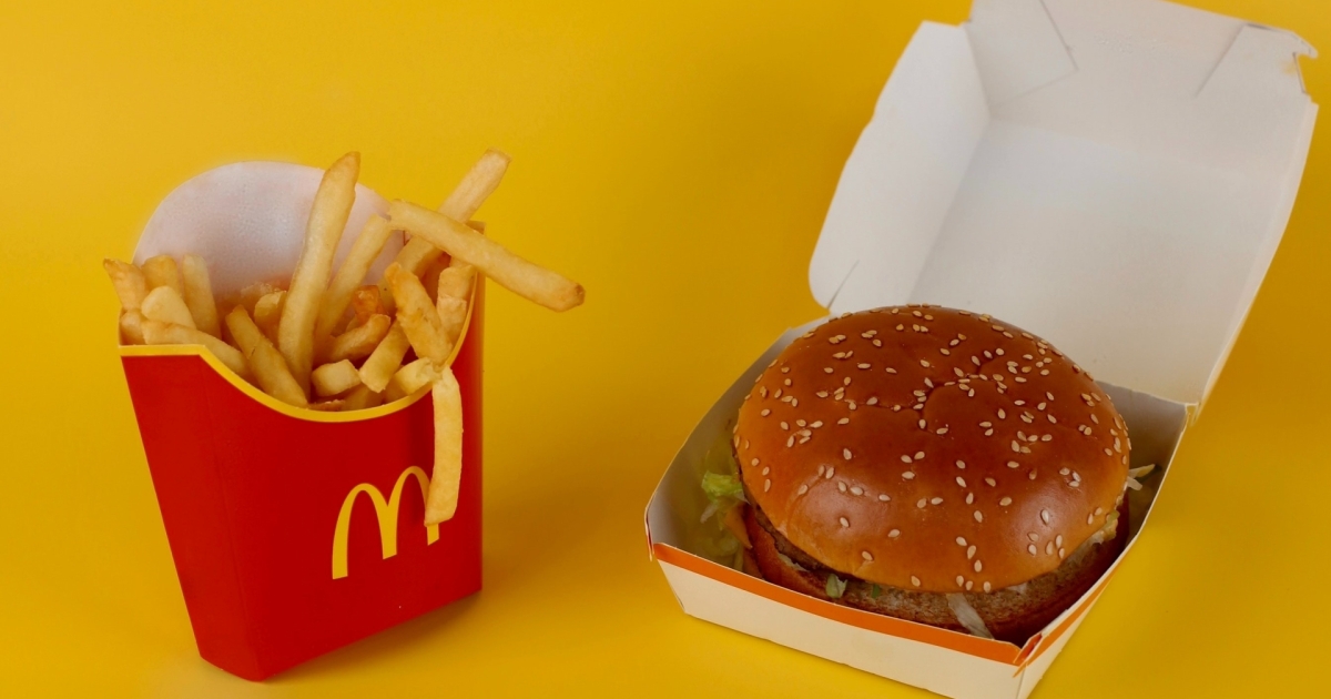 Weekly Global Wrap: Trump visits McDonald's Ohio; Panda Express opens ...